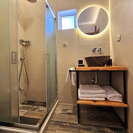 Gem Luxury アパート *