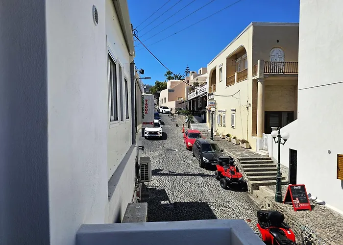 Gem Luxury Fira (Santorini)